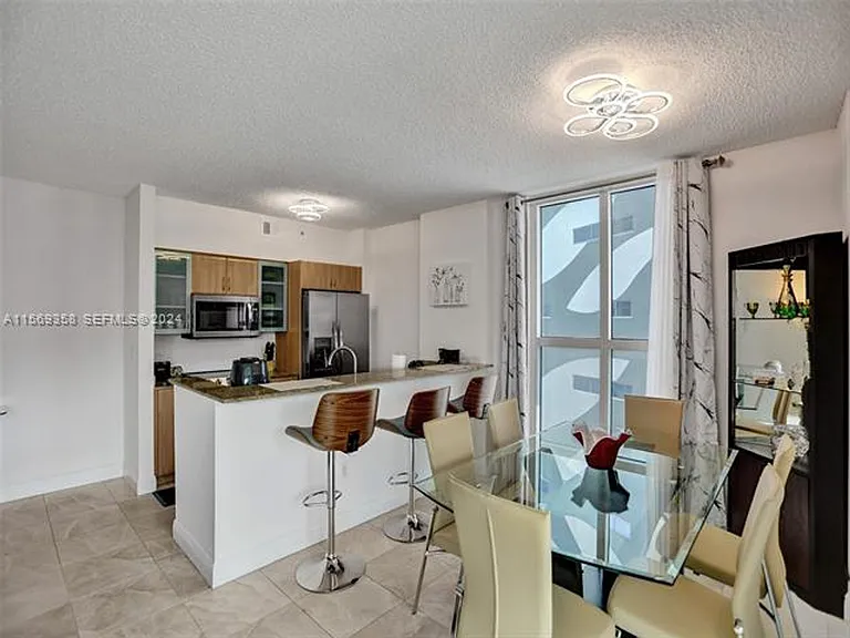 17555 Atlantic Blvd #1101 — Photo 13