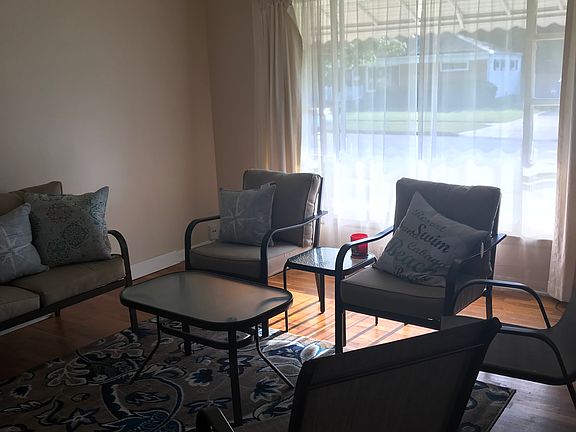 3rd image of 1130 Boynton Dr
