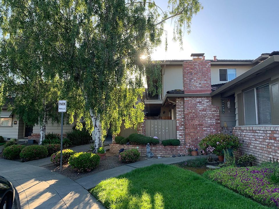 1st image of 431 Paula Ct