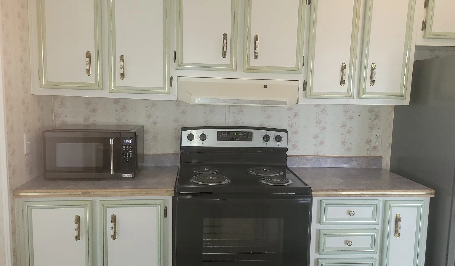 2 bed, 2.0 bath, $999 — Photo 3