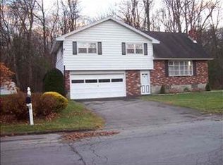 356 Masullo Pkwy, Schenectady, NY 12306