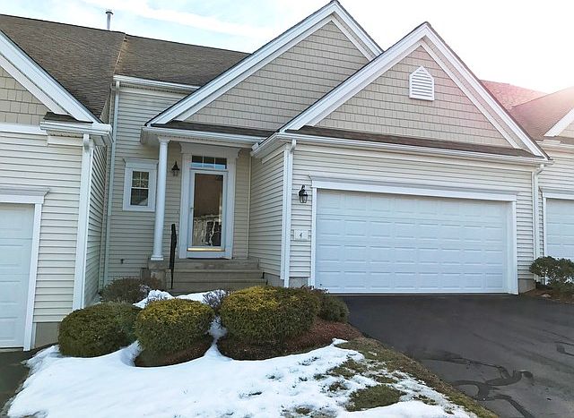 1st image of 4 Bluebird Dr