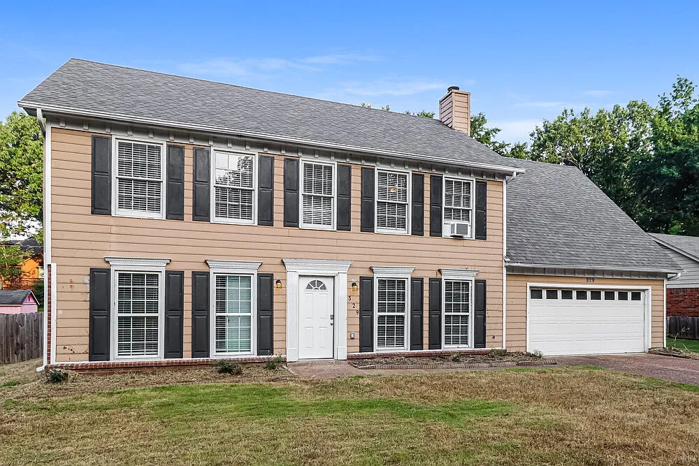 4 bed, 2.5 bath, 2500 sqft, $2,080 — Photo 4