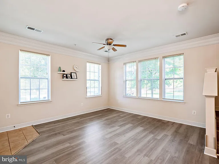 304 Orchard Ridge Dr — Photo 8