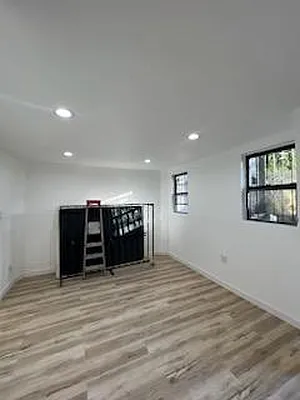 Rented by Flateau Realty | media 8