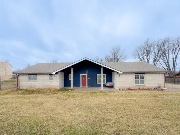 366 Whippoorwill Rd, Ponca City, OK 74604
