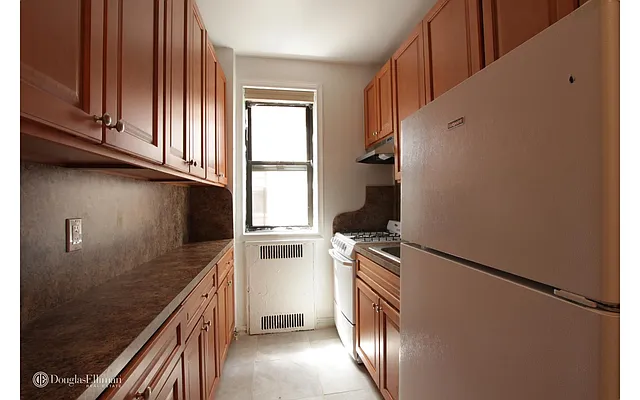 Rented by Douglas Elliman | media 10