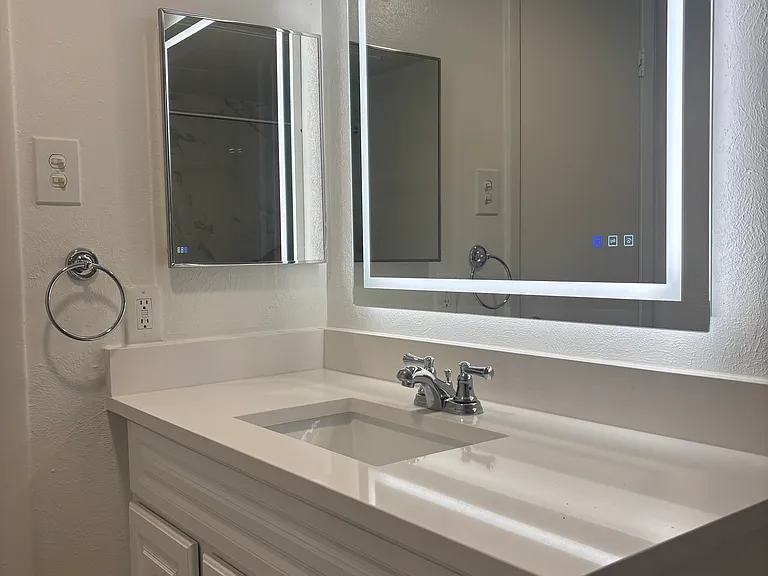 1-1 A3 630 SQ FT