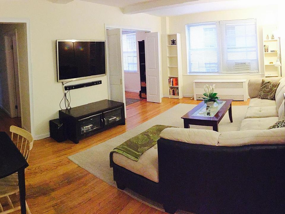 1st image of 321 E 43rd St APT 705