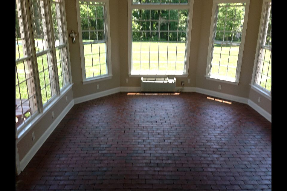 2nd image of 143 Cavalry Ct