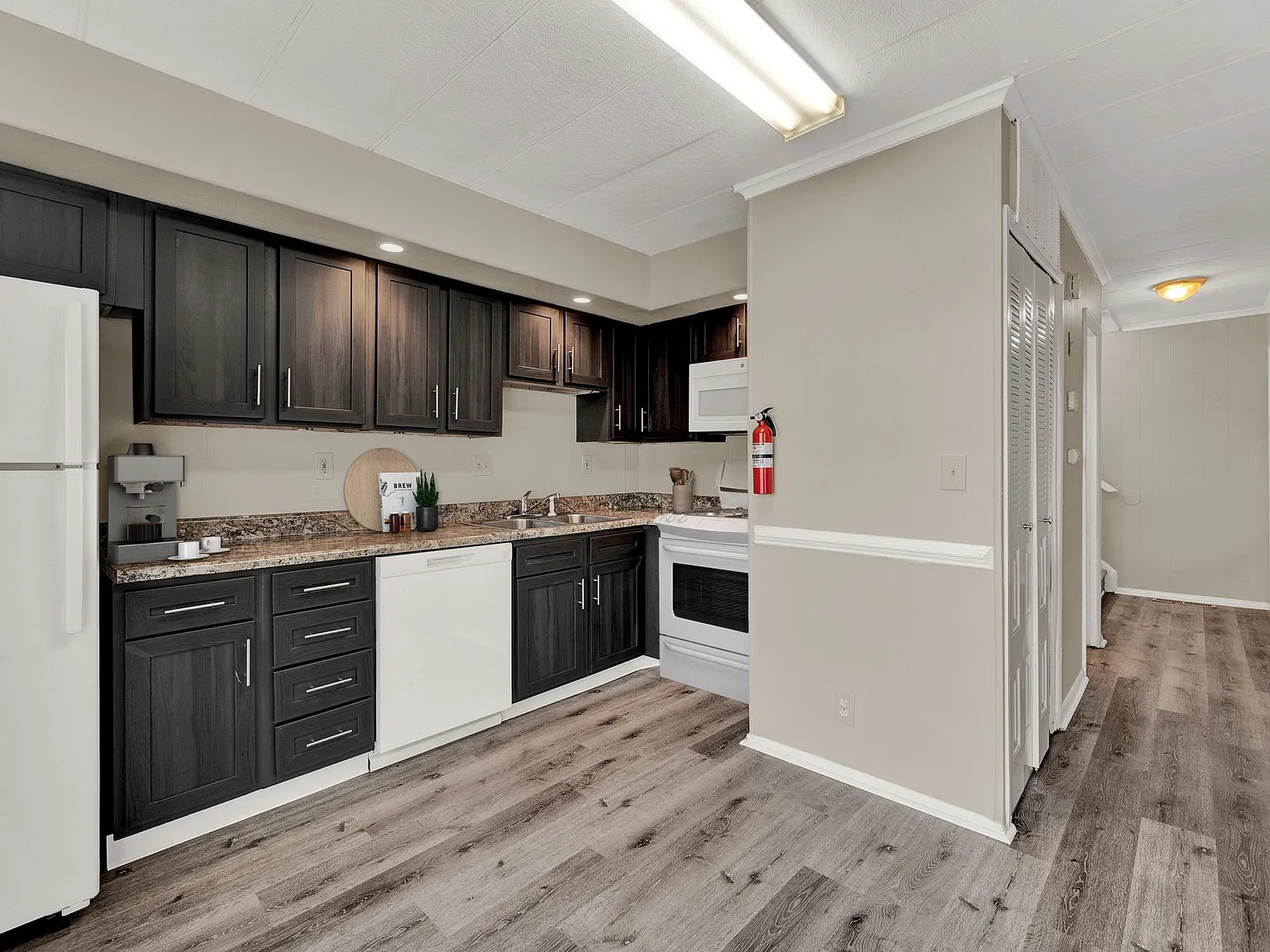 Allendale Apartments — Photo 1