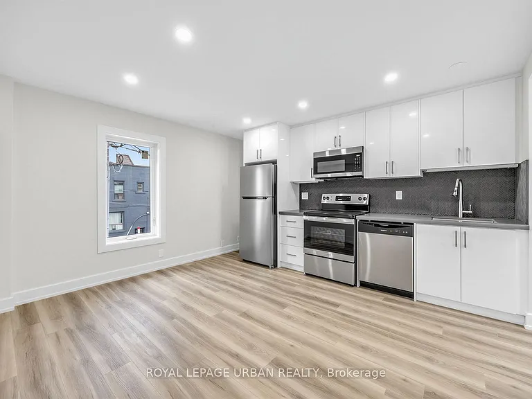 851 Danforth Ave #A — Photo 1