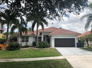 10701 London St, Cooper City, FL 33026