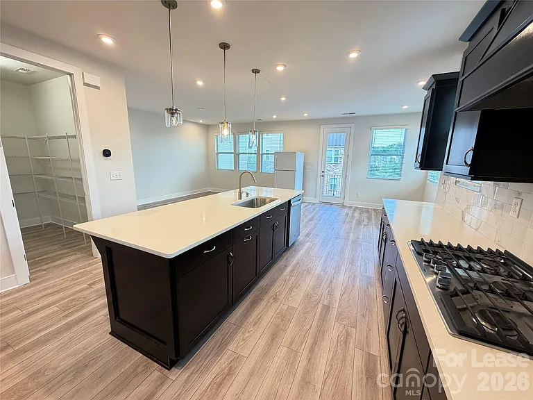 2511 Ensemble Ct — Photo 11