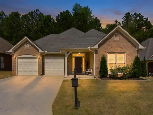 177 Narrows Peak Cir, Birmingham, AL 35242