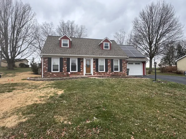 121 Pleasant View Dr, Lititz, PA 17543