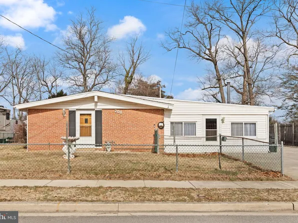 208 Gloucester Dr, Glen Burnie, MD 21061