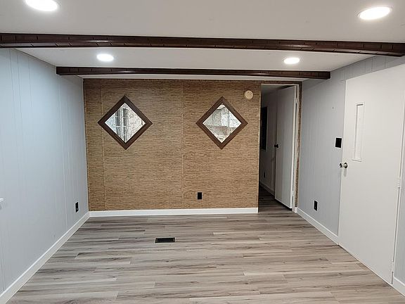 3rd image of 1804 White Oak Church Rd