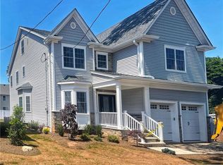 15 Sullivan Ave, Colonia, NJ 07067