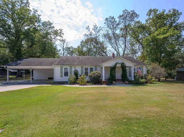 107 E Sterrett St, Columbiana, AL 35051