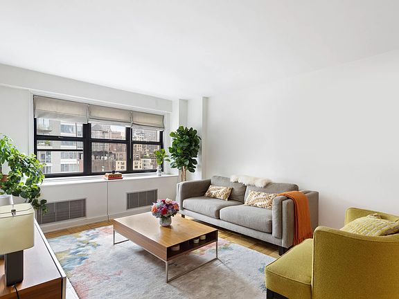 4th image of 240 E 76th St APT 14L