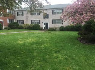 35 Lake Shore Ct, Brighton, MA 02135