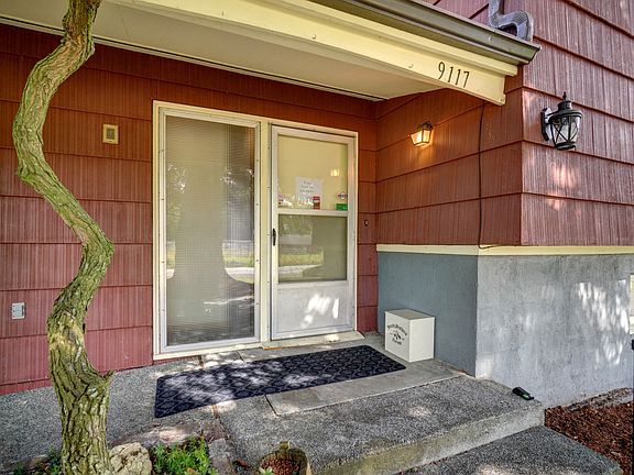 3rd image of 9117 24th Ave E