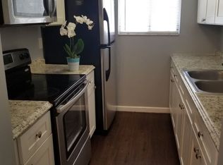 113 E Tiffany Dr APT 4, Mangonia Park, FL 33407