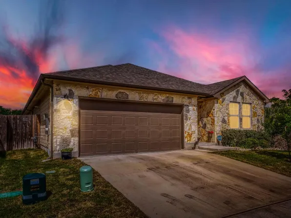 10505 Mager Ln, Hutto, TX 78634