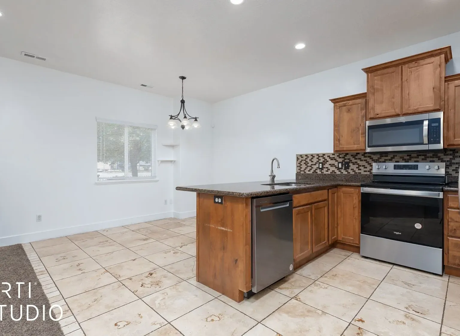 1128 Ogden Townhome — Photo 3