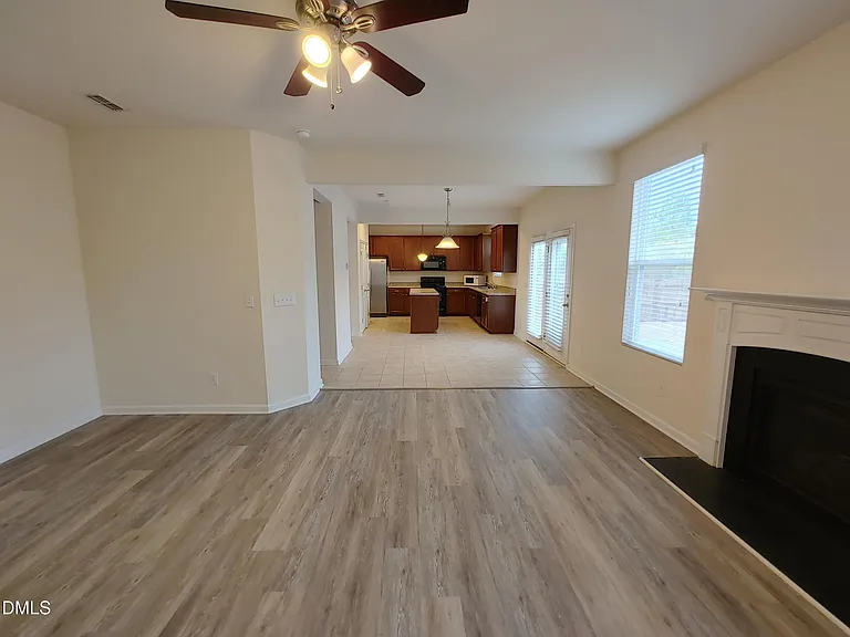 115 Glenview Ln — Photo 29