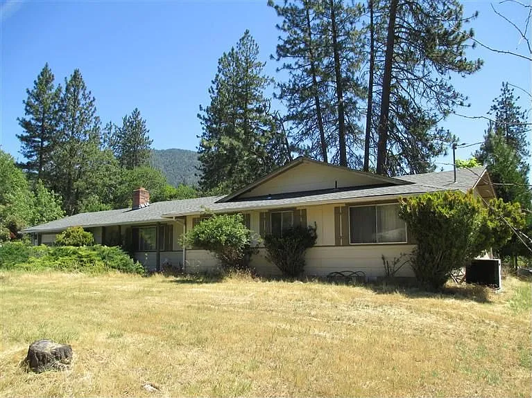 1225 Soldier Creek Rd photo 1