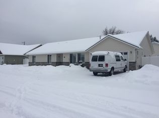 546 E Chesapeake Ct, Hayden, ID 83835