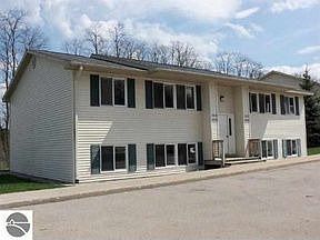 1st image of 3828 Vale Dr