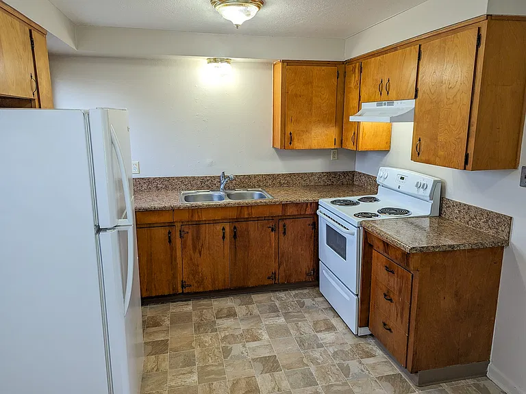 115 Garland Way N #11 — Photo 9