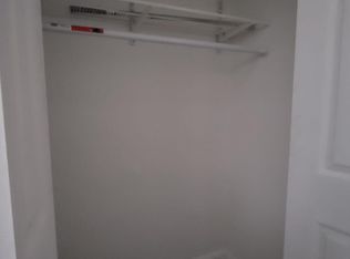 2147 W Armitage Ave APT 1F, Chicago, IL 60647