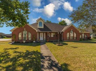 555 Larry Ward, Bridge City, TX 77611