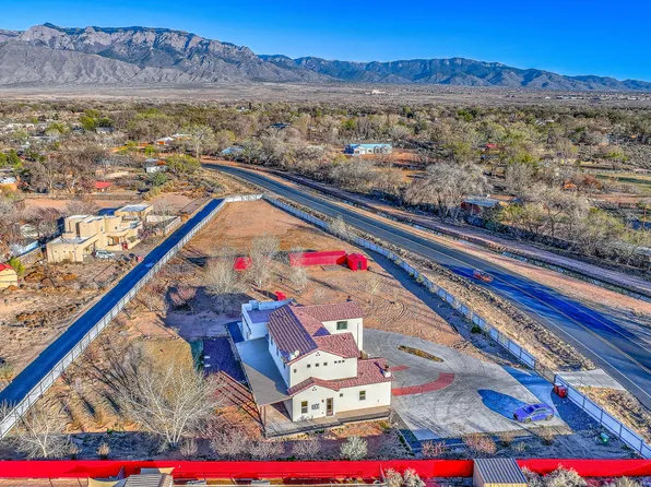 2201 Loma Larga Rd, Corrales, NM 87048