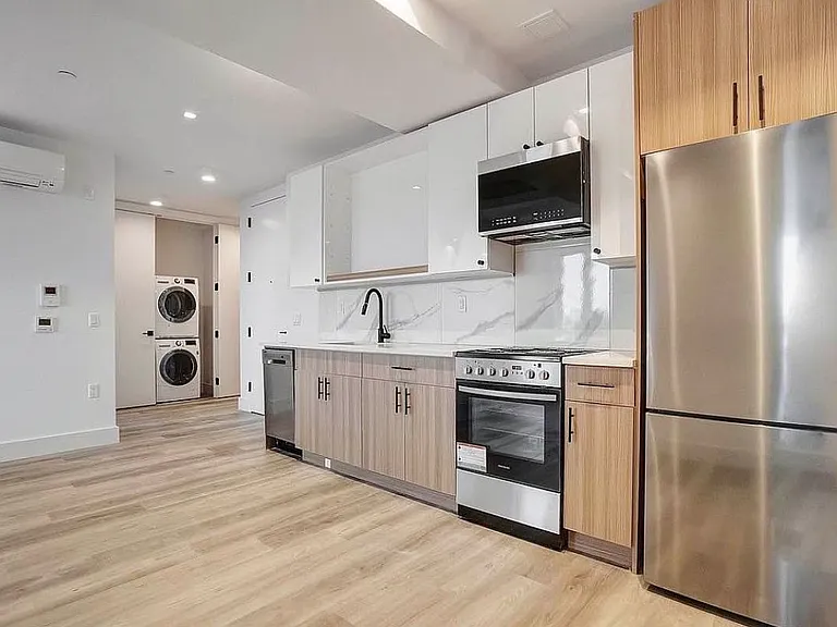 1634 Church Ave #206 — Photo 4