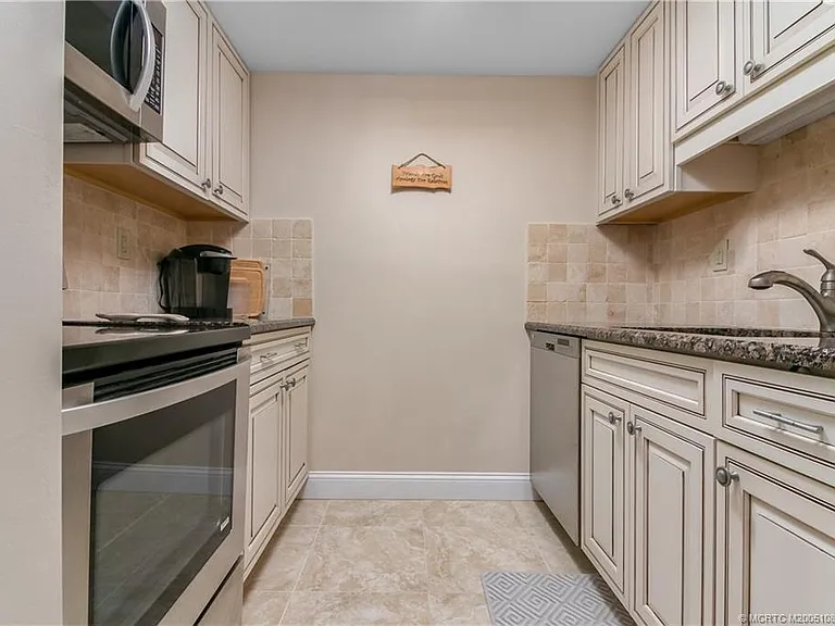 3792 NE Ocean Blvd #212N — Photo 6
