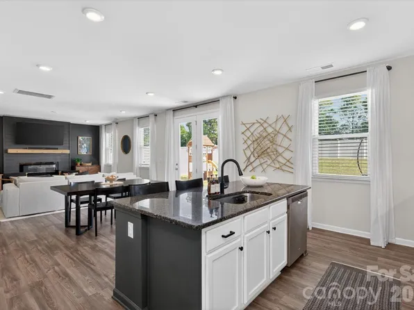 6002 Weddington Pointe Dr, Monroe, NC 28110