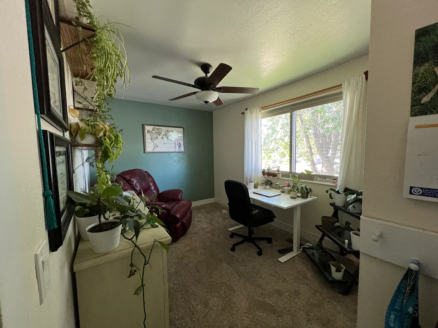 5 bed, 1900 sqft, $775 — Photo 1