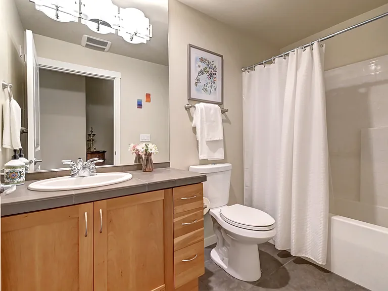 16141 Cleveland St #316 — Photo 23