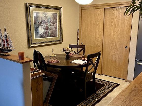 3rd image of 7320 WHITESPIRE ROAD #7