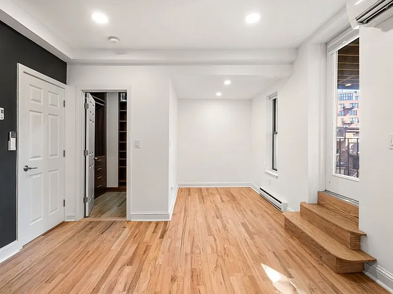 97 Waltham St #4 — Photo 11