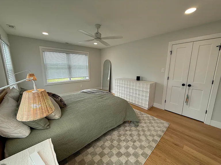 7607 Burk Ave — Photo 33