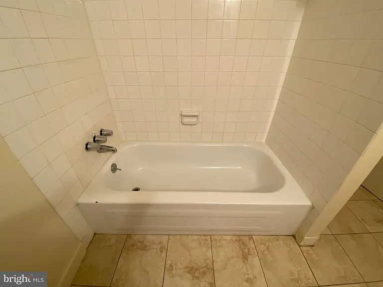 407 Christopher Ave #34 — Photo 9