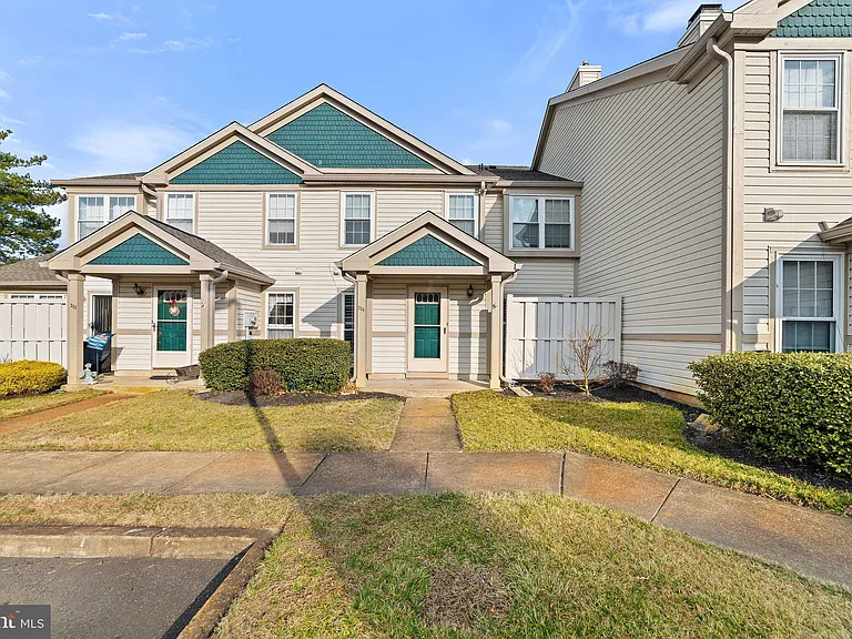 254 Steeplechase Ct — Photo 1