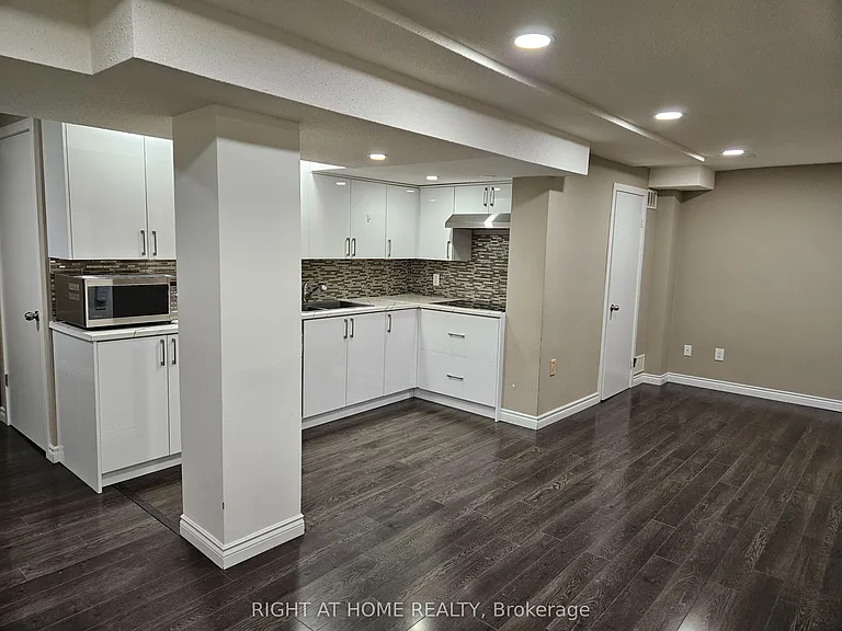 56 McCallum Dr #BASEMENT — Photo 4