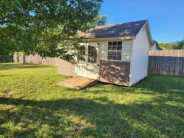 4028 Challis Dr — Photo 20
